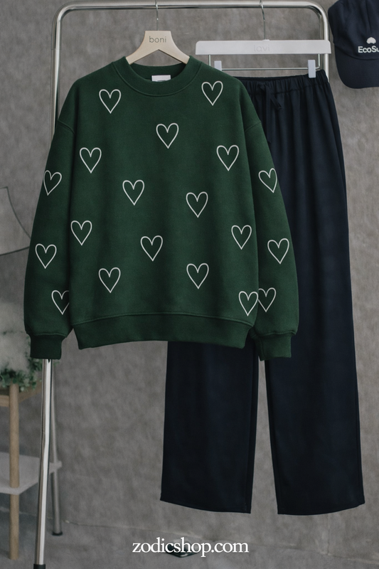 Heart Print Fleece Sweatshirt – Dark Green