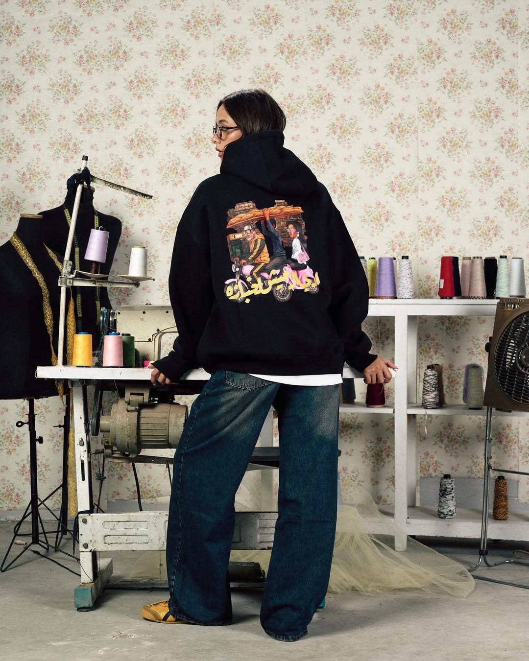 Urban Ride Graphic Hoodie – Black