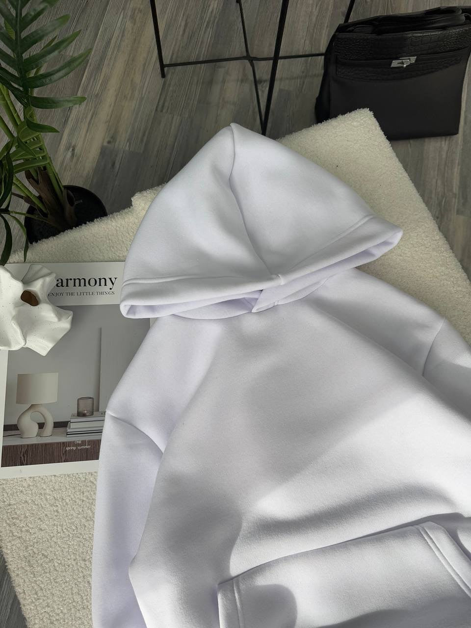 White Hoodie – ‘Amor Amour’ Red Graffiti Style Print