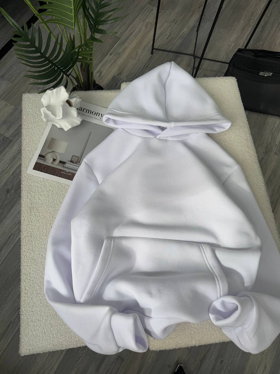 White Hoodie – ‘Amor Amour’ Red Graffiti Style Print