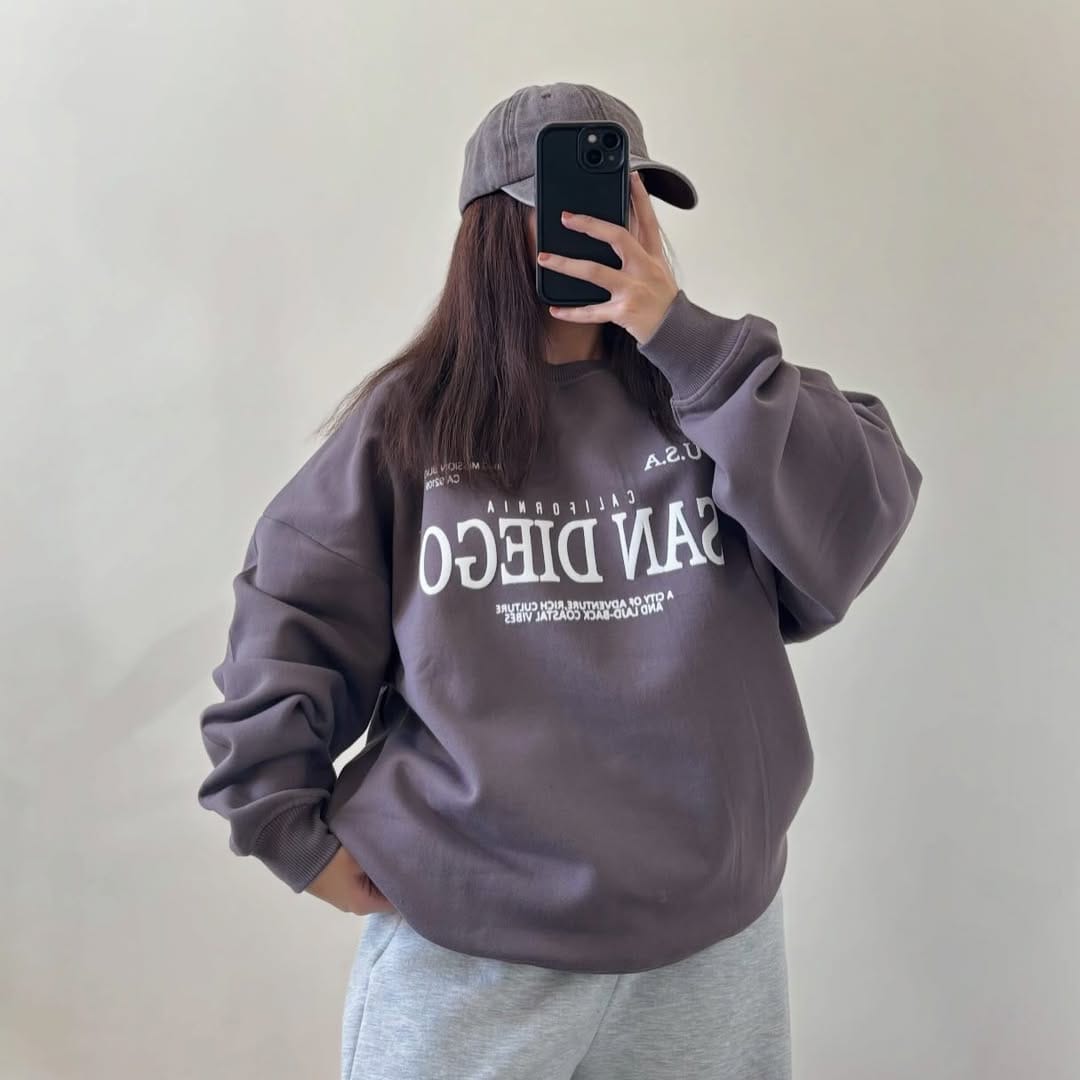Charcoal Grey “San Diego” Sweatshirt – Cozy Oversized Street Style