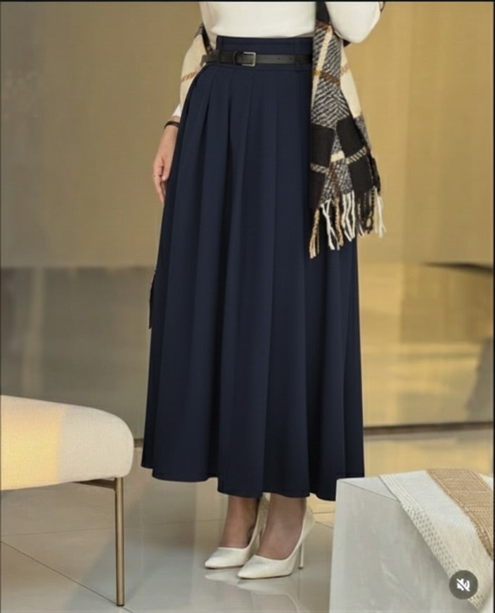 Navy blue pleated premium skirt